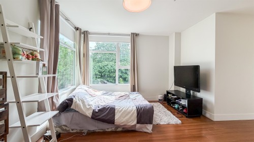 390 11Th Avenue E, Vancouver, BC 