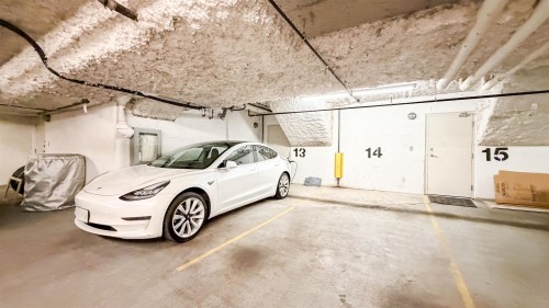 390 11Th Avenue E, Vancouver, BC 