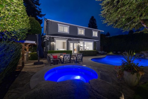 977 Melbourne Avenue, North Vancouver, BC 