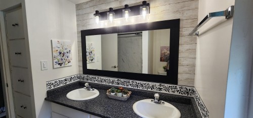 2864 Bushnell Place, North Vancouver, BC 