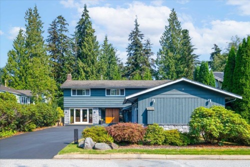 2864 Bushnell Place, North Vancouver, BC 