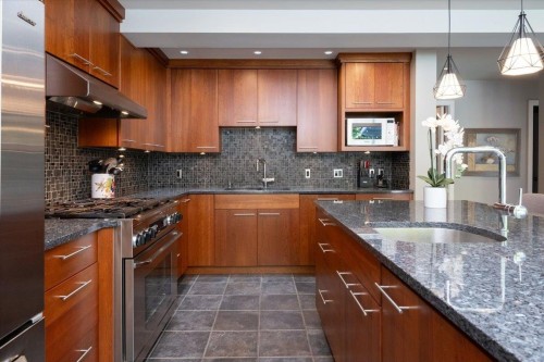 2864 Bushnell Place, North Vancouver, BC 