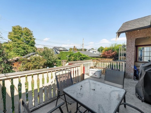 2521 Kitchener Street, Vancouver, BC 
