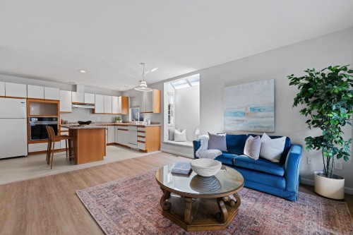 1885 Macdonald Street, Vancouver, BC 