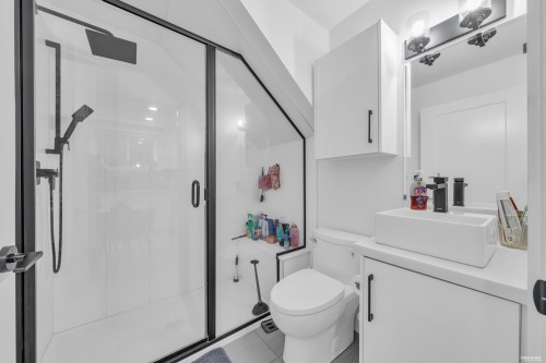 3180 Graveley Street, Vancouver, BC 
