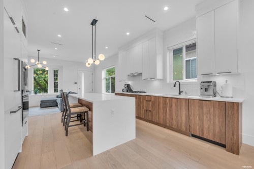 3180 Graveley Street, Vancouver, BC 