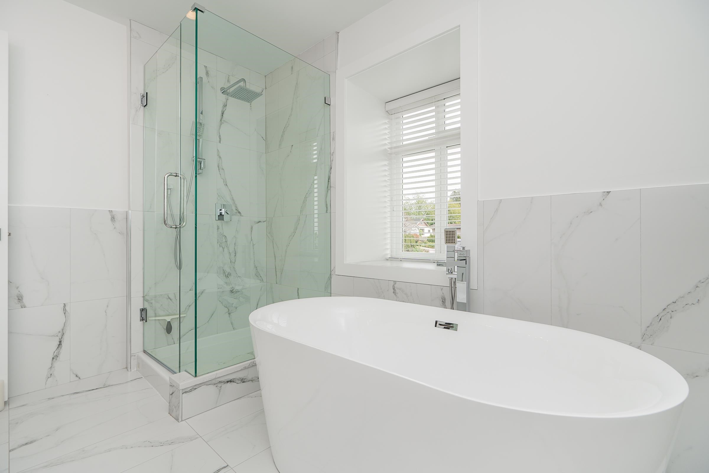 970 Rochester Avenue, Coquitlam, BC