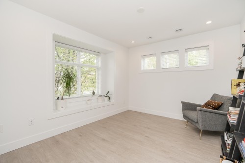 970 Rochester Avenue, Coquitlam, BC 