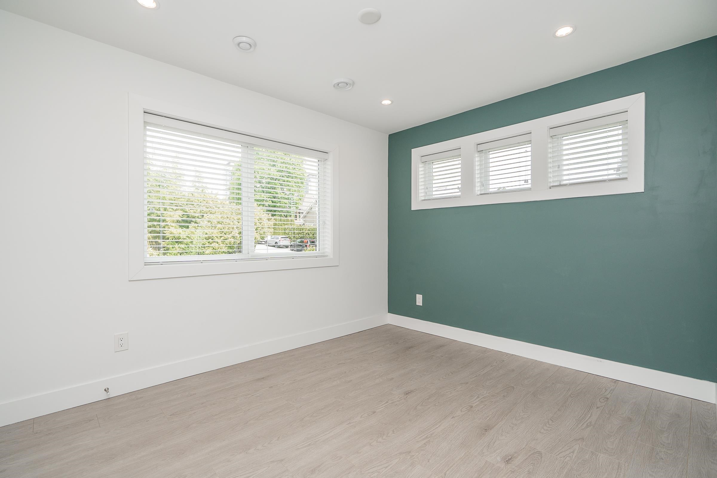 970 Rochester Avenue, Coquitlam, BC