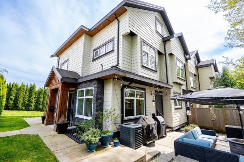 970 Rochester Avenue, Coquitlam, BC 