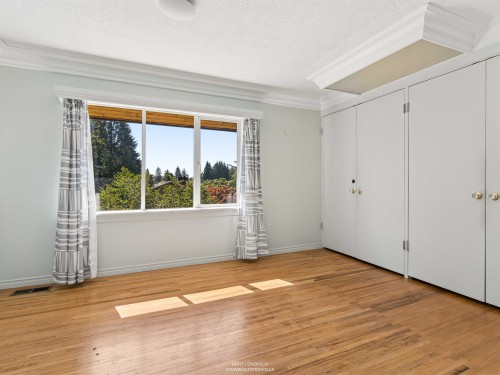 788 26Th Street E, North Vancouver, BC 