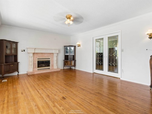 788 26Th Street E, North Vancouver, BC 