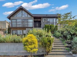 5316 Fleming Street  Vancouver, BC V5P 3E9