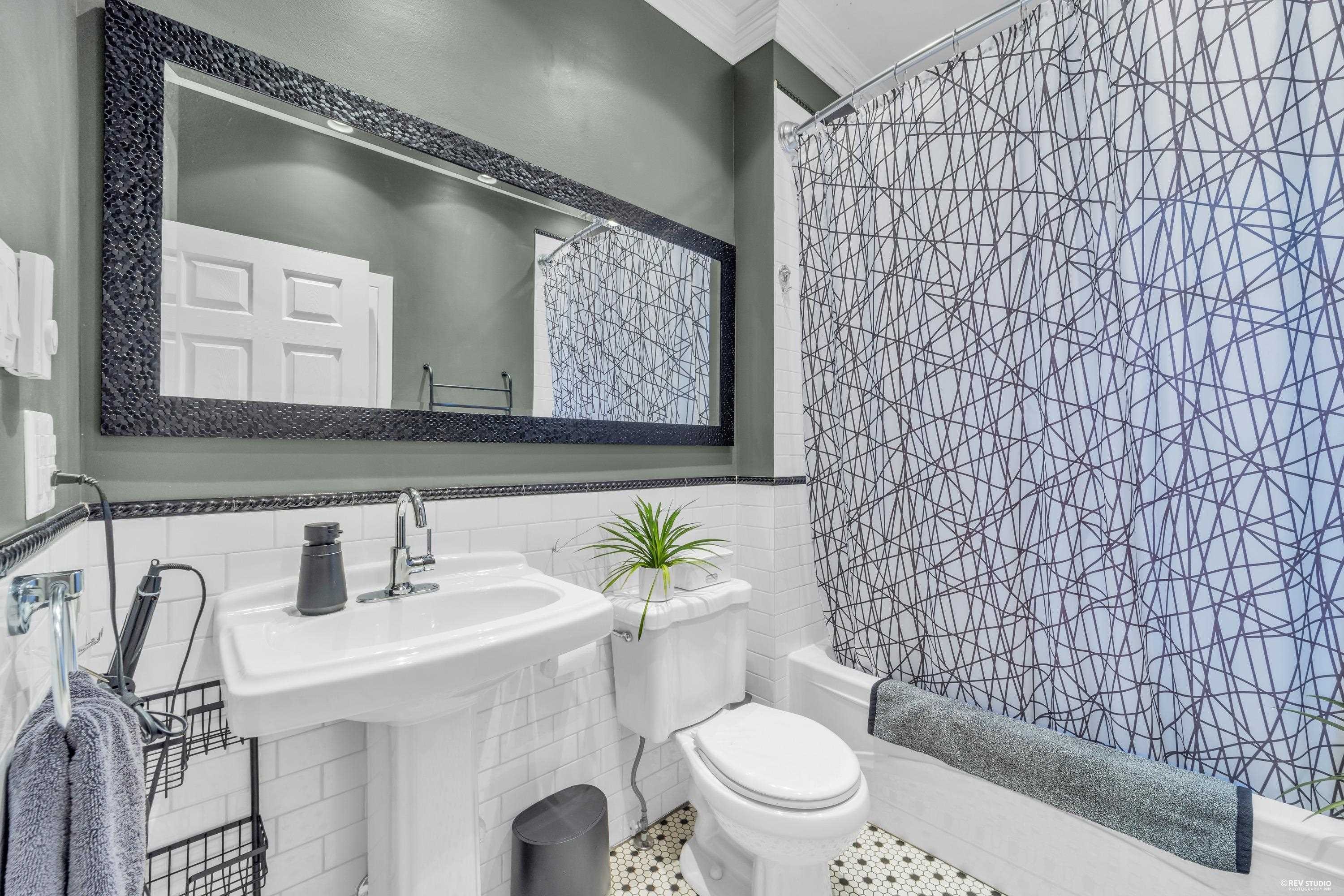 2317 Graveley Street, Vancouver, BC