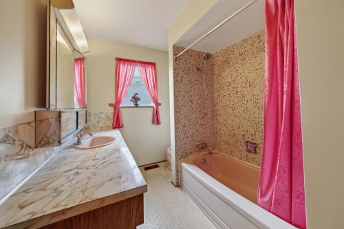 3660 22Nd Avenue E, Vancouver, BC 