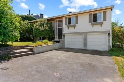 1594 Elinor Crescent  Port Coquitlam, BC V3C 2Y9
