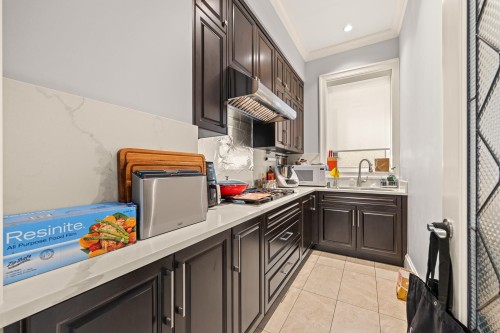 2756 38Th Avenue W, Vancouver, BC 
