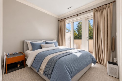 2756 38Th Avenue W, Vancouver, BC 