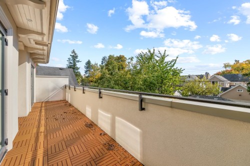 2756 38Th Avenue W, Vancouver, BC 