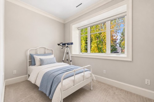 2756 38Th Avenue W, Vancouver, BC 