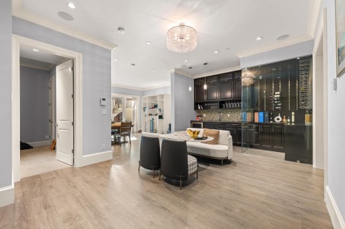 2756 38Th Avenue W, Vancouver, BC 