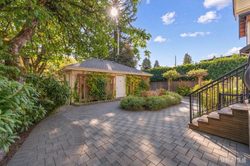 2756 38Th Avenue W, Vancouver, BC 