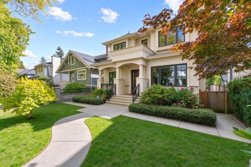 2756 38Th Avenue W, Vancouver, BC 
