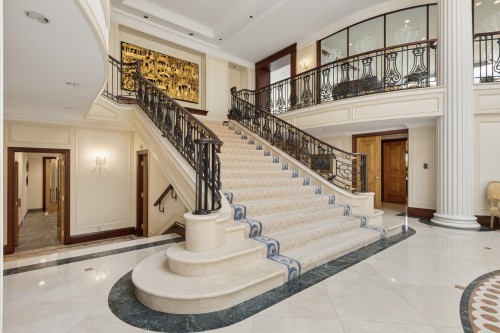 1471 Bramwell Road, West Vancouver, BC 