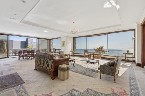 1471 Bramwell Road, West Vancouver, BC 