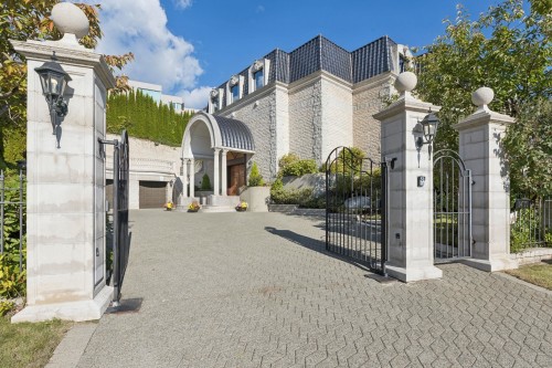 1471 Bramwell Road, West Vancouver, BC 