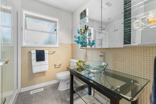 5670 Kullahun Drive, Vancouver, BC 