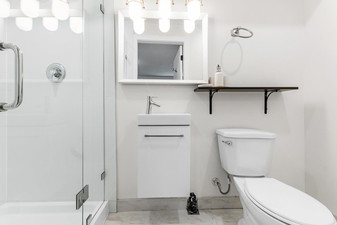 5670 Kullahun Drive, Vancouver, BC