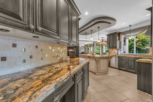 1729 Hampton Dr, Coquitlam, BC 