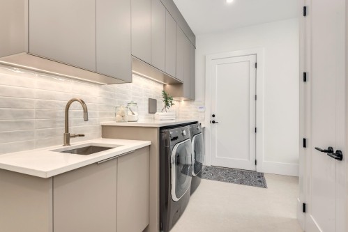 8431 Fairway Road, Richmond, BC 