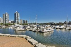 2306-1033 Marinaside Crescent  Vancouver, BC V6Z 3A3