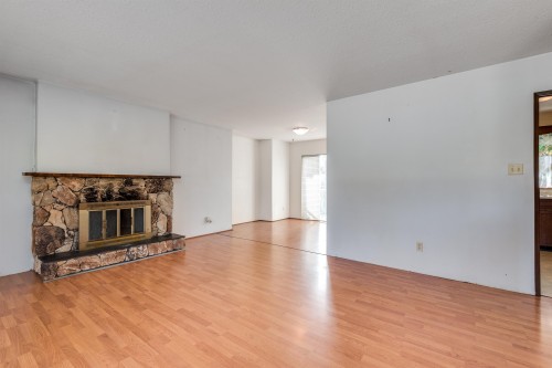 1260 Victoria Drive, Port Coquitlam, BC 