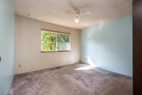 1260 Victoria Drive, Port Coquitlam, BC 