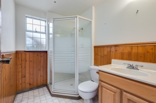 1260 Victoria Drive, Port Coquitlam, BC 