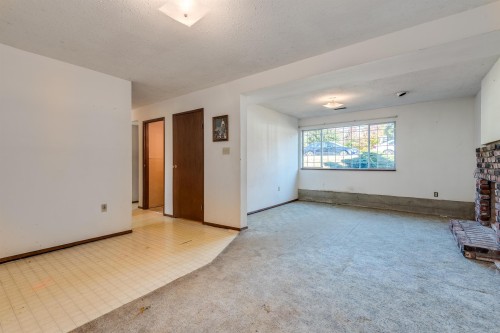 1260 Victoria Drive, Port Coquitlam, BC 