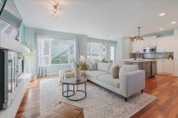24330 100b Avenue Maple Ridge, BC V2W 1X3