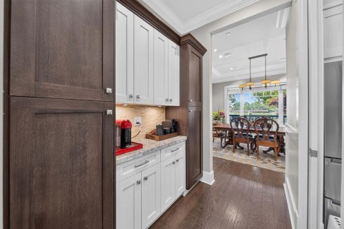 2398 Oliver Crescent, Vancouver, BC 