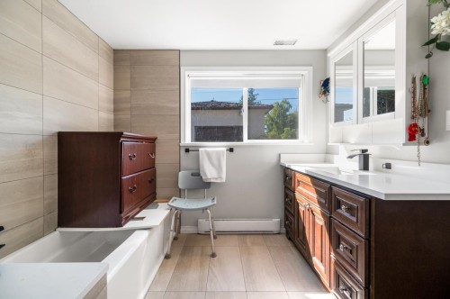 10440 Aintree Crescent, Richmond, BC 