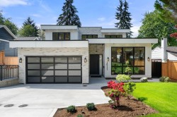 1511 Burrill Avenue  North Vancouver, BC V7K 1L8
