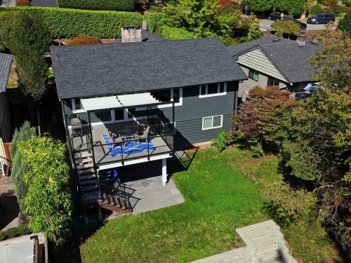1243 Cloverley Street  North Vancouver, BC V7L 1N7