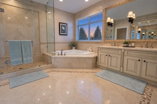 3059 Plateau Boulevard, Coquitlam, BC 