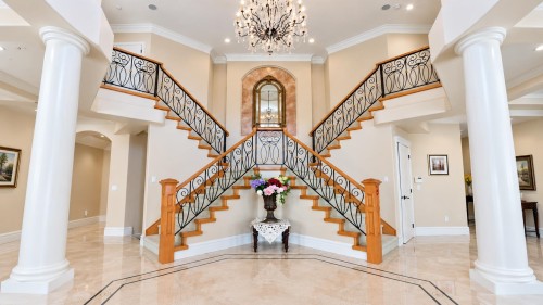 3059 Plateau Boulevard, Coquitlam, BC 