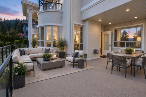 3059 Plateau Boulevard, Coquitlam, BC 