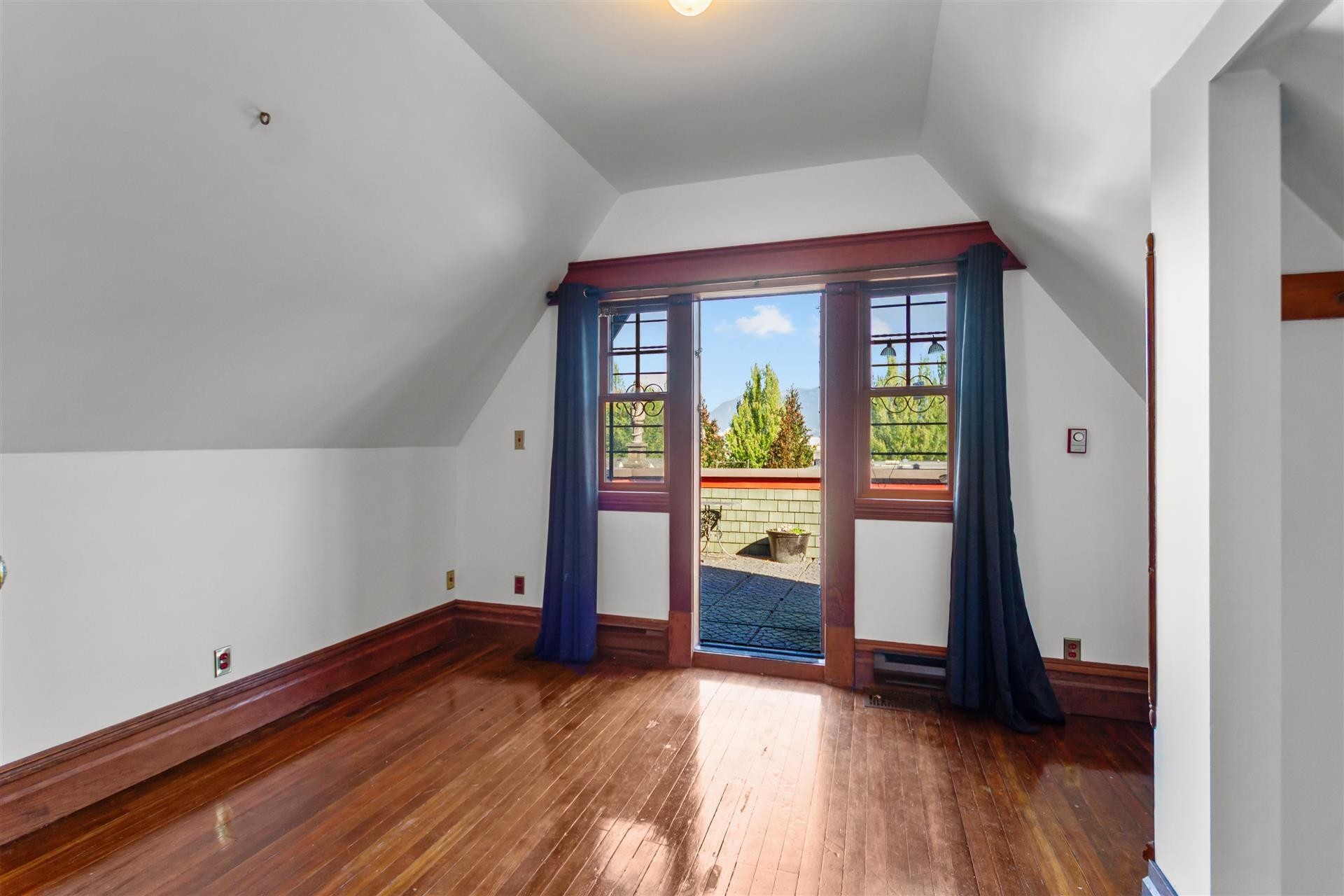 1663 Adanac Street, Vancouver, BC