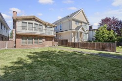 2671 41st Avenue E Vancouver, BC V5R 2W6