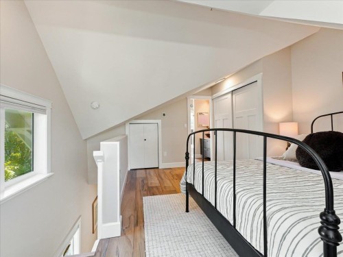 3454 3Rd Avenue W, Vancouver, BC 